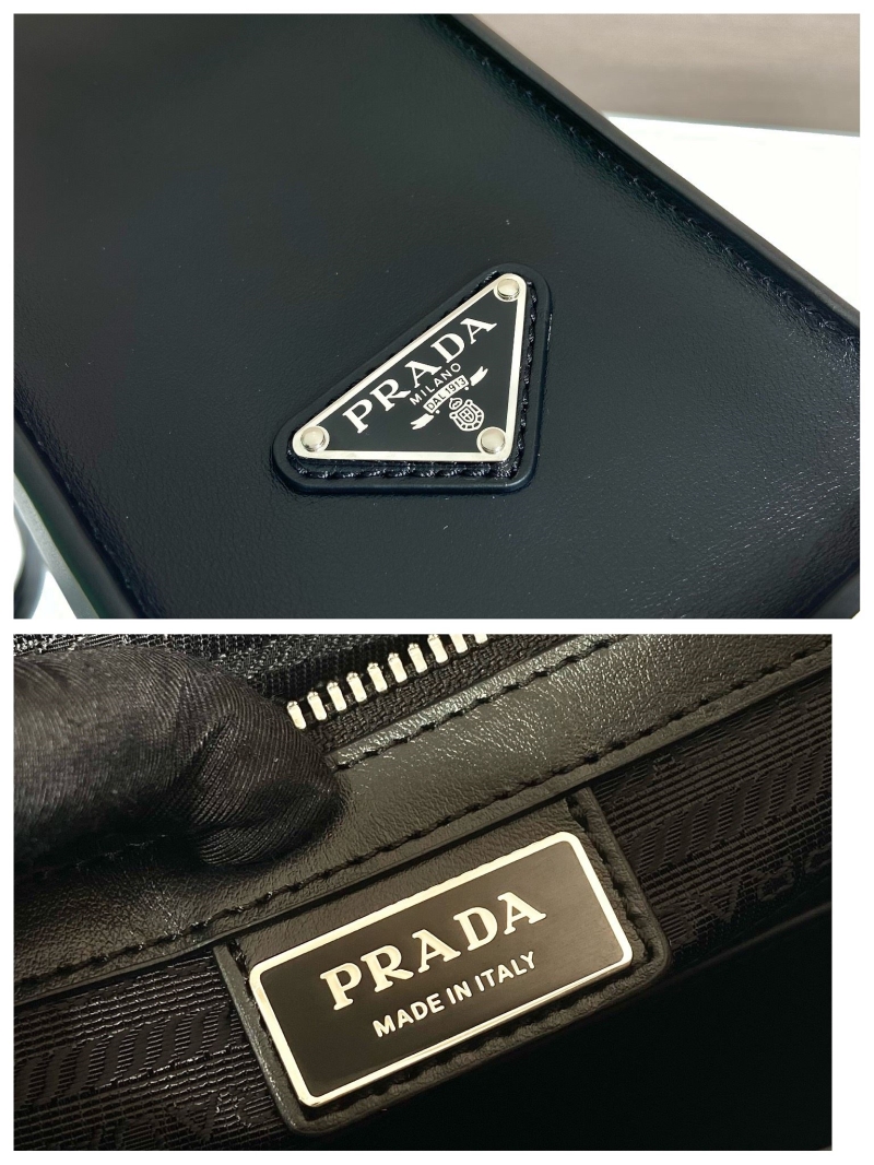 Pra*a tote bags